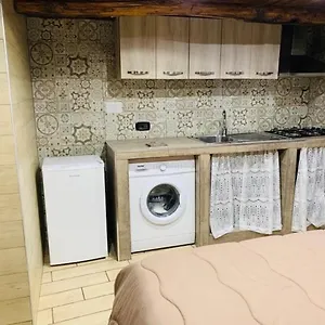  Апартаменты Vico Tre Re A Toledo 39